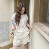 ราคา Swan shop ชุดเซ็ตเสื้อลูกไม้ถักโครเชต์สีครีม กางเกงขาสั้น เอวสม็อค ทรงหลวม ใส่สบาย ลุคคาเฟ่ เที่ยวทะเล สไตล์เกาหลี (55906376555)