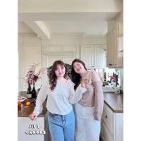 ราคา Blush Cloud ปาดไหล่ เสื้อเปิดไหล่ข้างแขนยาวผูกลูกไม้ สวย คุณหนูมาก ฮิตมากก อก 38 52 พร้อมส่ง (46558160551)