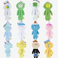 ราคา ตุ๊กตาน่าเกลียด จํากัดมือทําญี่ปุ่นโบราณตุ๊กตาต้นโคลเวอร์สี่ใบหยดน้ําสามวันตุ๊กตาสีส้มจี้พวงกุญแจ (45401965578)