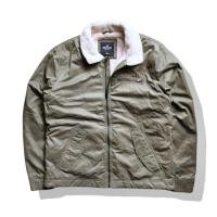 ราคา Hollister Sherpa Lined Zipper Jacket XL มือสอง รอบอก 50 (45263327562)
