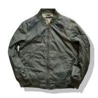 ราคา Uniqlo Green Bomber Jacket S02 รอบอก 41 (26766451390)
