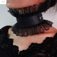 ราคา ZENZON หนัง Pu Choker สีดําสีแดง Ruffled ดอกไม้ลูกไม้ Lolita Choker แฟชั่นสไตล์วินเทจ Chunky ปรับ Gothic คอ Ruff Victorian Era (45263356795)