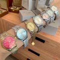 ราคา การค้าต่างประเทศ Queen Weiansi นาฬิกาผู้หญิง Ice Crushed Blue Cherries Dragon Fruit Saturn Classy นาฬิกาทองขนาดเล็กแฟชั่น (47263505998)