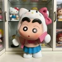 ราคา ขายร้อน Crayon Shin Chan cos Hello Kitty HelloKitty รถน่ารักเดสก์ท็อปตกแต่งรูปการ์ตูนสีชมพูของขวัญ 26 6 5 (40981462410)