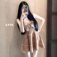 ราคา จีนฤดูร้อนสไตล์ใหม่วันหยุดท่องเที่ยวเซ็กซี่สีทึบถักชุดสตรีSlimmerดูยืดหยุ่นVคอแขนกุดBowknotตกแต่งA Lineชุด (56610915011)
