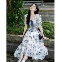 ราคา จีนฤดูร้อนสไตล์ใหม่วันหยุดท่องเที่ยวเป็นสีฟ้าดอกไม้ชีฟองกระโปรงยาวผู้หญิง ผอมลง ดูสแควร์คอแขนสั้นพิมพ์กลางความยาว ก (49010416199)
