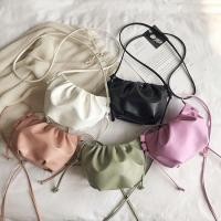 ราคา LD shop กระเป๋าแฟชั่น กระเป๋าสะพายไหล่หนัง PU งานสวย (25186536676)