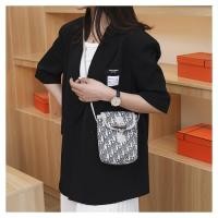 ราคา LD shop กระเป๋ามือถือน่ารักมากใส่มือถือได้ 2 เครื่องใส่กระเป๋าตังค์ได้ (29406863914)