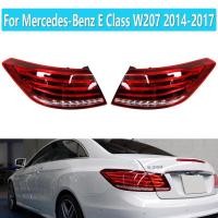 ราคา 2079063300 สําหรับ Mercedes Benz E Class W207 2014 2017 สําหรับ 2 ประตู Coupe สีแดงด้านหลังรถ LED ไฟท้ายไฟเบรค (50164904500)