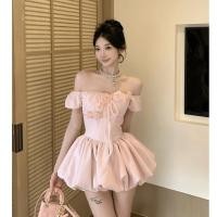 ราคา French Party Party เซ็กซี่สีชมพู Tube Top ชุดผู้หญิง Slimmer ดู One Line คอสามมิติดอกไม้ตกแต่งแขนสั้น A Line ชุด (46265847337)