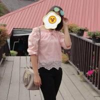 ราคา มือ2 เสื้อปาดไหล่ผ้าลูกไม้สีโอรสอ่อน โค้ดสี FEB78D (6143007368)