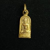 ราคา พระปรกใบมะขามหลวงพ่อโต หลังแม่นางกวัก วัดบางพลี จ สมุทรปราการ (50666356787)