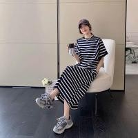 ราคา จํากัดเวลา เซคคิล ชุดเดรสแขนสั้นลายทางสีตัดกันผู้หญิงฤดูร้อนสไตล์ใหม่สไตล์เกาหลีหลวมสบาย ๆ ผอมลง ดูกลางความยาว (51966251530)