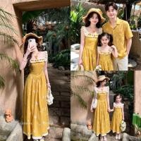 ราคา ลดราคาจํากัดเวลา ซานย่าริมทะเลวันหยุดพ่อแม่และลูกสวมใส่แม่ ลูกสาวสวมใส่ซัมเมอร์บีชครอบครัวสามเดินทางปักเสื้อดอกไม้ชุด (51061516272)