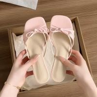 ราคา รองเท้าแตะ French Nude Color Bow Flip Flops ผู้หญิงฤดูร้อนสวมใส่ด้านนอก 2026 สไตล์ใหม่พร้อมกระโปรง Wedge Heel Gentle All Match (54914936419)