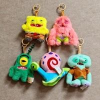 ราคา FUGGLER SpongeBob SquarePants พวงกุญแจตุ๊กตามอนสเตอร์น่าเกลียด จี้ตุ๊กตาฟันนุ่ม 5 นิ้ว กระเป๋า Charm สําหรับปุ่มเป้สะพายหลัง SpongeBob Patrick Squidward Plankton Gary (57116759681)
