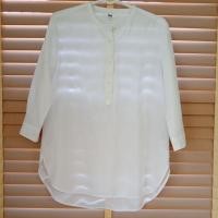 ราคา เสื้อเชิ้ตสีขาว uniqlo แท้ มือสอง size M สภาพสวย9 10 (43578821046)
