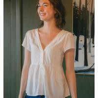 ราคา พร้อมส่งจากไทย Brandy Melville St George Athens Top (50315679310)