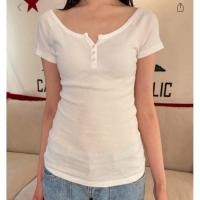 ราคา Preorder Brandy Melville ของแท้ 100 Zelly Off Shoulder Top (40009365145)