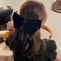 ราคา โบว์กิ๊บหนีบติดผมสีดำแถบยาวแบบสปริง (51152673050)