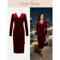 ราคา ชุดเดรสยาวกำมะหยี่ สีแดง แขนยาวทรงสุภาพ ดีไซน์จับจีบด้านข้างช่วยเก็บทรง (44806528984)