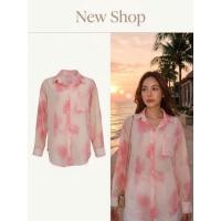 ราคา เสื้อเชิ้ตชีฟองแขนยาว ลายมัดย้อม สีชมพู มีกระดุมปลายแขน ความยาวชุด 28 นิ้ว (49964364108)
