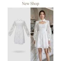 ราคา ชุดมินิเดรสลายดอก สีขาว คอปกเชิ้ต เว้าช่วงอก แขนยาว มีซับใน พร้อมซิปซ่อนข้างลำตัว (47959490109)