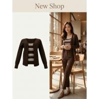 ราคา เสื้อคลุมสองชิ้น ลายทาง สีน้ำตาล ขาว ไหมพรมแขนยาว สายเดี่ยว ด้านหลังมีเชือกผูก (42680291778)