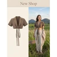 ราคา เสื้อเชิ้ตทรงครอป แขนสั้น ผ้าลินินผสมโพลี ผูกโบว์หน้า สีน้ำตาล (40180683754)