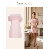 ราคา ชุดเดรสเกาะอก ลูกคุณหนู ดีเทลระบายฟูฟ่องแบบเลเยอร์ ทรงเข้ารูป มีแถบกันลื่น ซิปหลัง สีชมพูอ่อน ความยาวชุด 24 นิ้ว (53866386353)