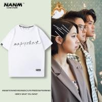 ราคา ห้าคนวงเสื้อยืดแขนสั้นผู้ชายผู้หญิงสไตล์เดียวกันทัวร์คอนเสิร์ตอัลบั้มเทศกาลดนตรีฤดูร้อนอุปกรณ์ต่อพ่วงครึ่งแขนอินเทรนด์ (40182678469)