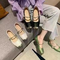 ราคา รองเท้าผู้หญิง น้ำหนักเบา พื้นแบน พื้นนุ่ม สไตล์ฮอต อเนกประสงค์ ของแท้ รองเท้าไม่มีส้นฤดูร้อนขนาดเล็ก สไตล์ชาแนล ปี 2025 มาใหม่ (1731439277806094169)