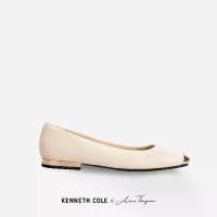 ราคา KENNETH COLE x ANNE THONGPRASOM รองเท้าส้นแบนผู้หญิง รุ่น ASTAIRE FLATS EGG SHELL สีครีม ( FLT - KF14077LE-110 ) (1731282648544543968)