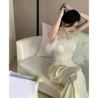 ราคา กระโปรง ชุดงานไปงานแต่งญาญ่า ชุดสูทแฟชั่นสำหรับผู้หญิง เสื้อสลิงขนนก กางเกงขากว้างผ้าซาตินสั้น กางเกงลำลองทรงสลิม ชุดงานไปงานแต่งญาญ่า (1729839962913278012)