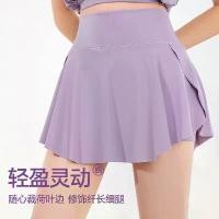 ราคา OOTD - กระโปรงสั้นกีฬาผู้หญิงใหม่ ป้องกันการสัมผัส แบดมินตัน เทนนิส จีบ ปลอม สองชิ้น เอวสูง กางเกงโยคะ 2024 กระโปรง เทนนิส ผู้ หญิง สีแดง (1730122984535526285)