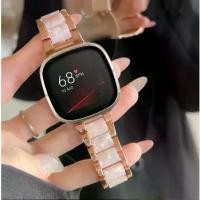 ราคา สายสแตนเลสเรซินสุดหรูสำหรับ Fitbit Versa 4, Fitbit Sense 2, Fitbit Versa 3, Fitbit Sense, Fitbit Versa 2, Fitbit Versa, Fitbit Versa Lite, สร้อยข้อมือสำรอง, สายนาฬิกา Fitbit Versa 3, เปลี่ยนสายรัดได้