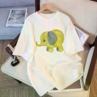 ราคา เสื้อยืดแขนสั้นพิมพ์ลายฤดูร้อน สาวอวบ ไซส์ใหญ่พิเศษ 150.00 กก. ดีไซน์มินิมอล เสื้อหลวม เสื้อผ้าผู้หญิงlet's groove ลายลูกไม้cinchedtanktopเสื้อกล้ามทอมsabinaเสื้อครอปadidasผู้หญิ (1731473782309684981)
