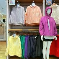 ราคา 【SALE】Uniqlo เสื้อฮู้ด UV Cut ผู้หญิง แบบพับเก็บได้ เสื้อกันแดด แจ็คเก็ตแบบพับเก็บได้ (1731955816344225033)