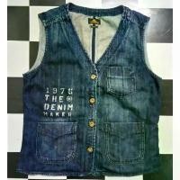 ราคา เสื้อกั๊กยีนส์ ไซส์XL ยี่ห้อMCแม็ค JEANSยีนส์ ทรงSlim fit อก38 สภาพใหม่99.99% ของแท้100% แถมจัดส่งฟรีค่ะ COD (1732165377450346232)