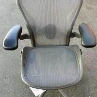 ราคา Herman Miller Aeron Chair (1731485747835536449)