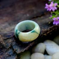 ราคา แหวนหยกพม่าแท้สีธรรมชาติ100%แหวนหยกฮกลกซิ่วทรงปลอกมีด เบอร์ 58 mm. (1731394840083203207)