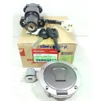 ราคา จัดส่งที่รวดเร็ว (CB150 R) ชุดสวิทช์กุญแจ ชุดใหญ่ พร้อมฝาถังน้ำมัน Honda CB150R แท้ มอเตอร์ไซค์ Motorcycle (1730832068138731722)