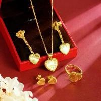 ราคา ชุดสร้อยคอหัวใจและต่างหูแหวนสำหรับผู้หญิง, วัสดุเลเซอร์ทราย, สง่างามและน้ำหนักเบา, จับคู่ง่าย แหวน หยก สร้อย คอ ผู้หญิง เหรียญ รุ่น แรก หลวง พ่อ เงิน วัด ดอน ยาย หอม (1731396232276641313)