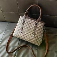 ราคา กระเป๋าถือหนังแท้, ความจุมาก, สำหรับผู้หญิง, แฟชั่นใหม่ 2024, สไตล์ใจกว้าง, กระเป๋าสะพายไหล่เดียวและกระเป๋าสะพายข้าง, เหมาะสำหรับคุณแม่ more baguette bag กระเป๋า flynow ผู้ หญิง (1731228597955823515)