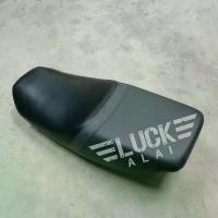 ราคา เบาะเดิม GTO CLASSIC, GTO-M4 สีทูโทน โครงพลาสติก UPS (1731551502955480277)