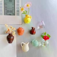 ราคา แม่เหล็กติดตู้เย็นขนาดเล็ก, Dircede, พร้อมดอกไม้แห้ง, เหมาะสำหรับบ้าน, สำนักงาน, และห้องครัว, ตู้เย็น Locker, แจกันดอกไม้จิ๋ว 3 มิติ, เครื่องประดับตกแต่ง (1731249671906297312)