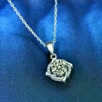ราคา สร้อยคอ กังหันลม เงินแท้ 1 กะรัต สี D สวมใส่ได้ VVS1 จี้ Moissanite เหมาะสำหรับเป็นของขวัญวันวาเลนไทน์ พร้อมใบรับรอง (1730523990646033203)