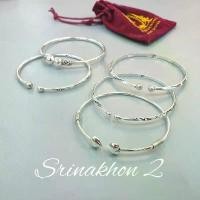 ราคา กำไลหัวหมุดวงกลม กำไลเล็กๆน่ารักๆ เงินแท้92.5ราคาโรงงาน แหวน งาช้าง แท้ สุรินทร์ กำไลเชือกเทียน กํา ไล อี ลิว ลาย ทอง เหมือน ที่ สุด สร้อยคอผู้ชาย เหลือง (1731124524527880249)