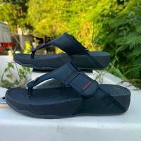 ราคา รองเท้าแตะ Fitflop หนังเข็มขัด หูคีบ ผู้ชายขาย (1731424980065815183)