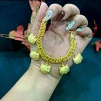 ราคา สร้อยข้อมือ 8 เสาห้อยน้องแมว 5 ตัวน้ำหนัก 5 บาท (1731826826644064893)